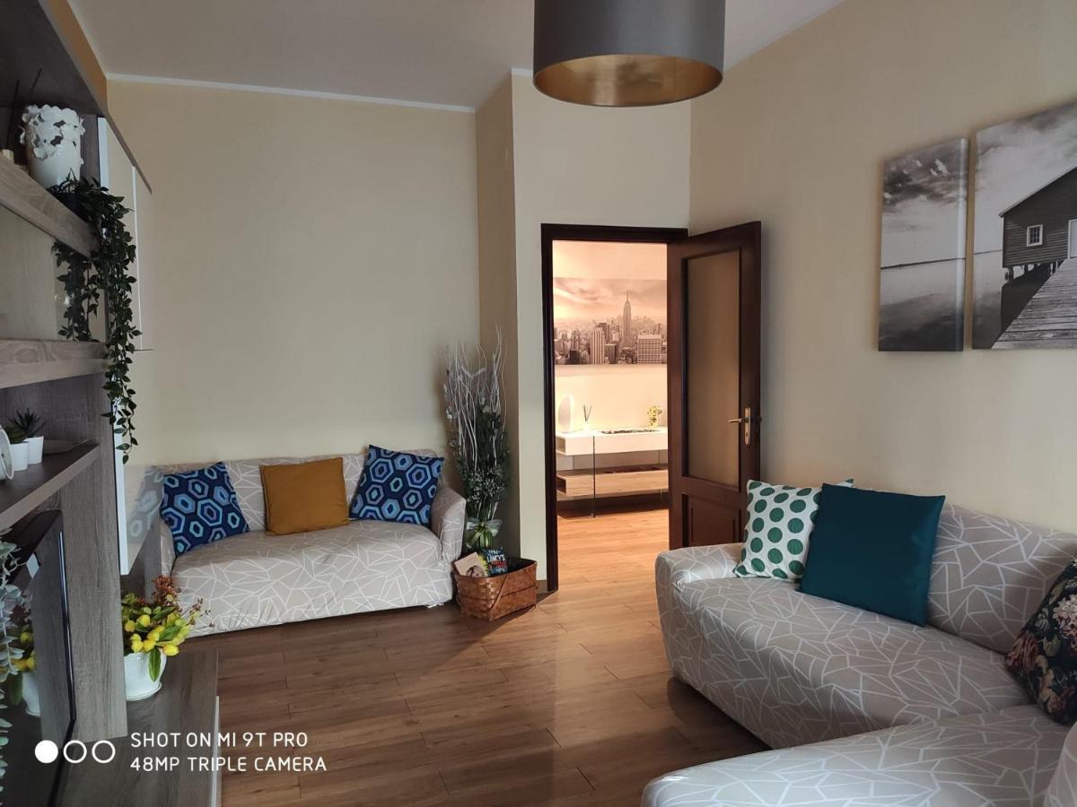 La Casa Della Sposa Apartment Trani Luaran gambar